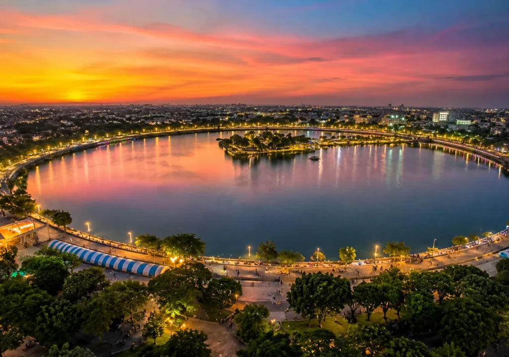 Kankaria Lake